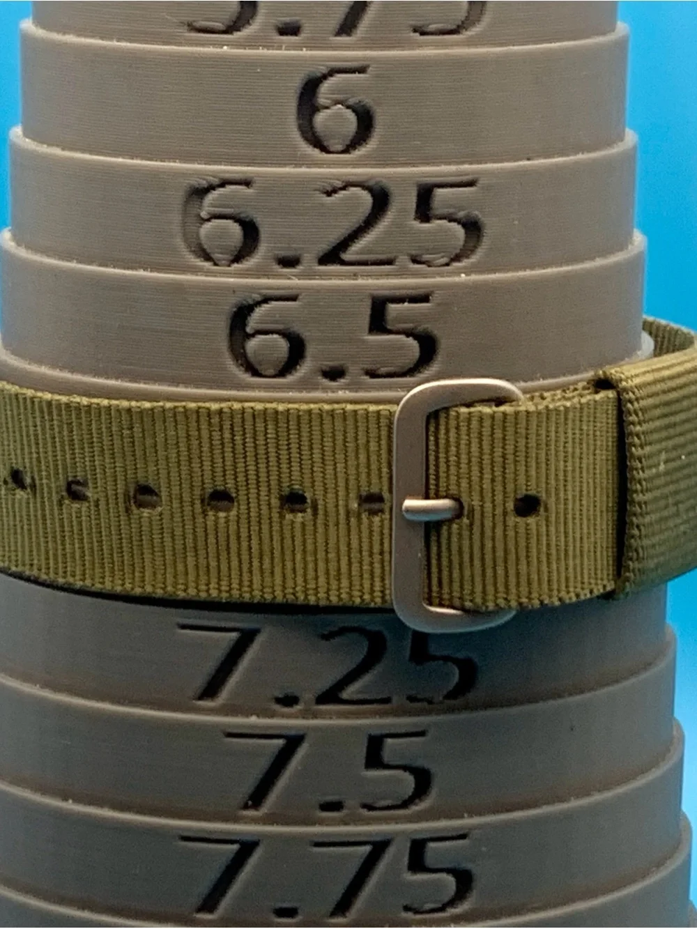 Men’s Military Field Quartz Wristwatch Nylon Strap Working New Battery
